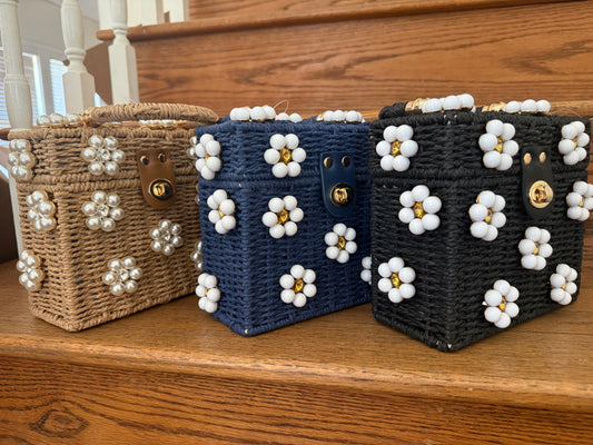 Wicker Bucket Daisy Flower Purse