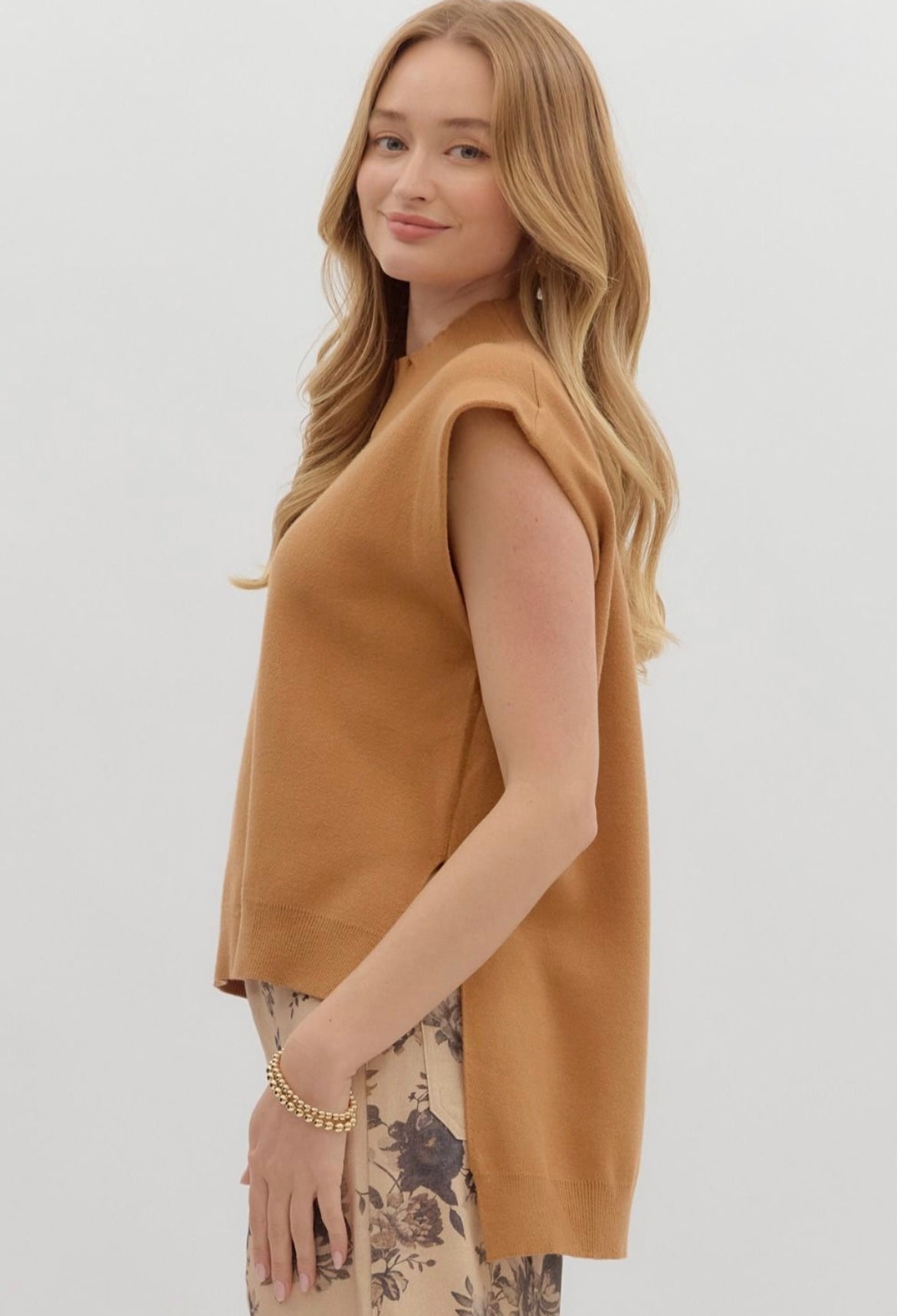 Classic Sleeveless Sweater- Camel