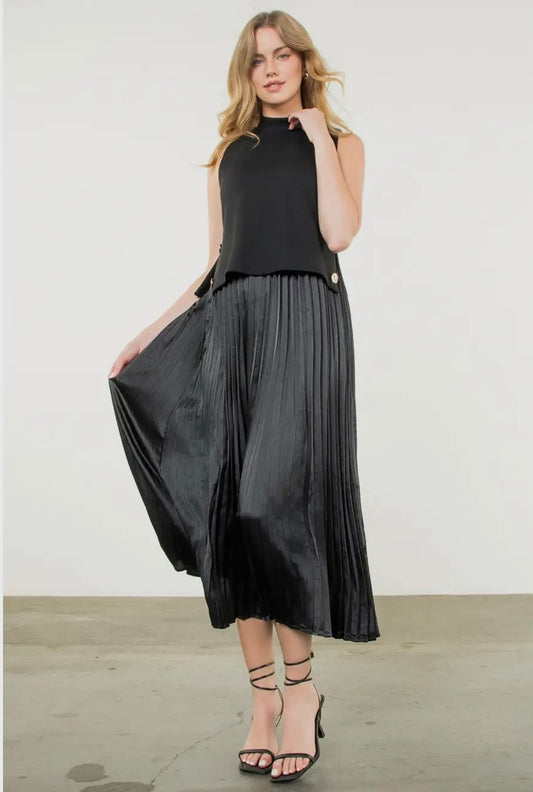 Macie Pleated Skirt Dress- Black