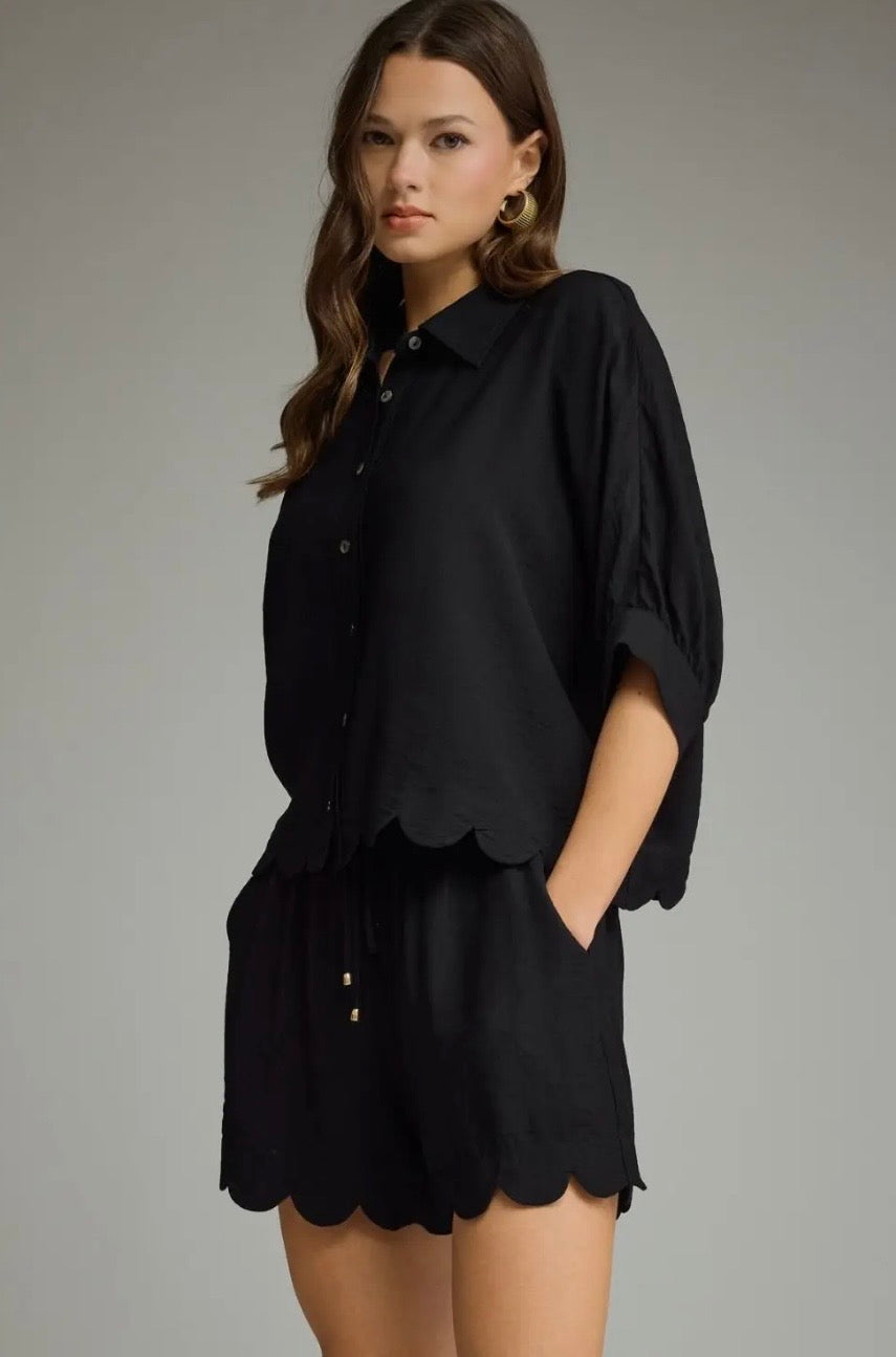 Scalloped Sophie Top- Black