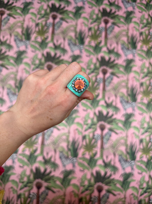 TOVA-JACCI RING IN ENAMEL MINT