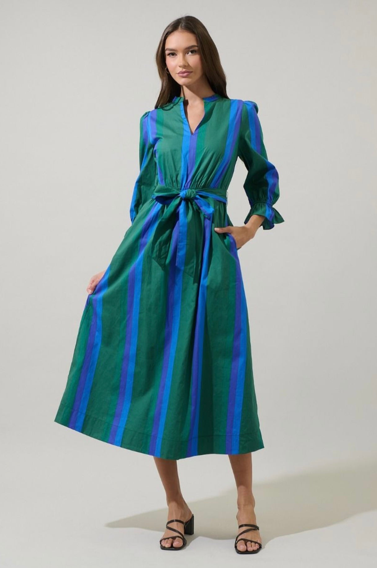 Dolary Stripe Senda Long Sleeve
Maxi Dress